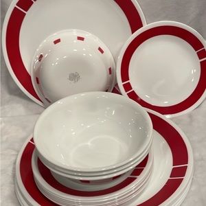 19 pc Corelle Red Urban Disheare